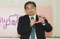 圖片：本會總幹事郭烈東先生介紹「愛+人」計劃