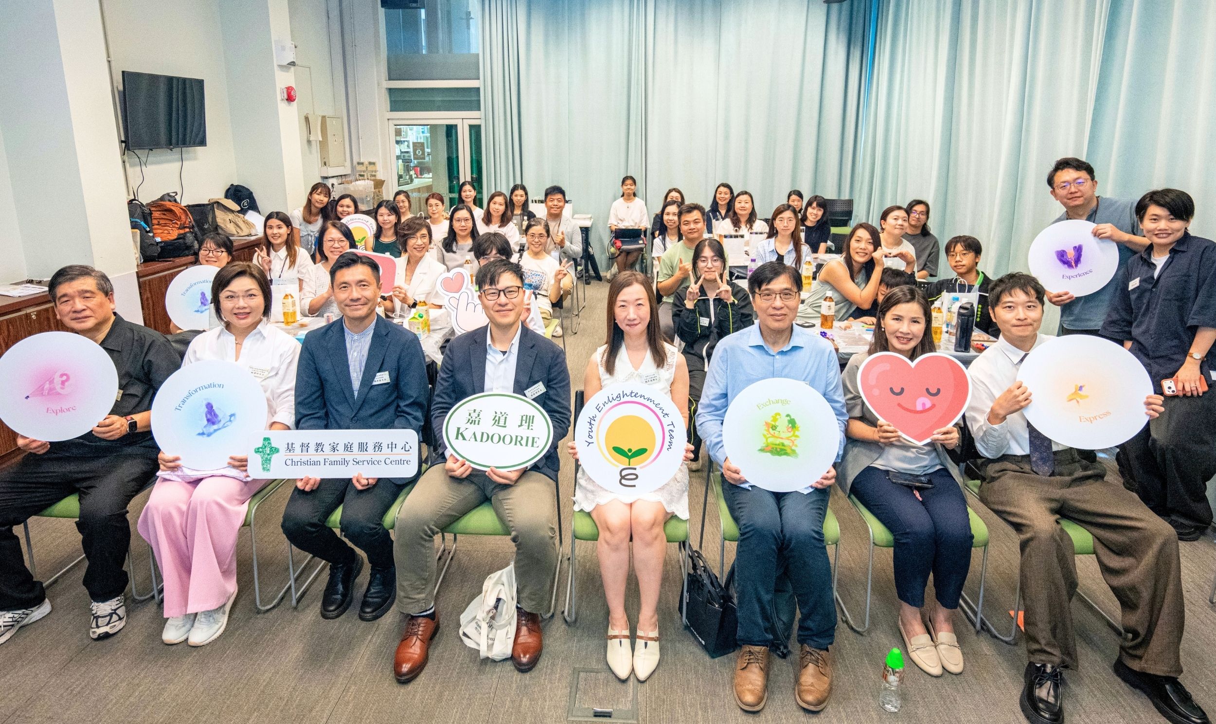 「开放艺术工作室计划」成果分享会暨「Teen地．笔容」学生展圆满结束